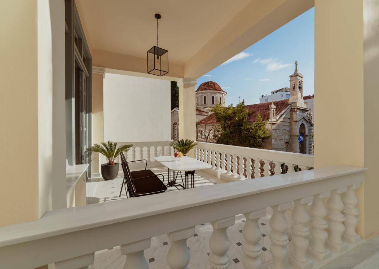 Monument Hotel 4*